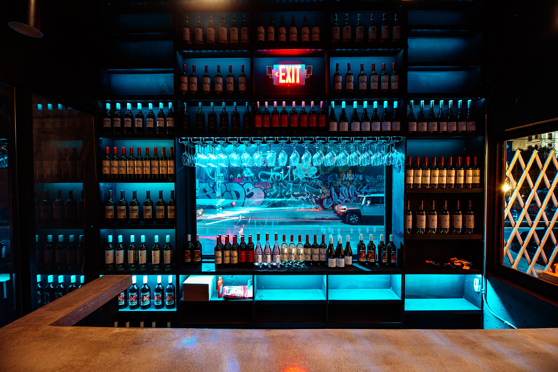 The bar at Savage Labs