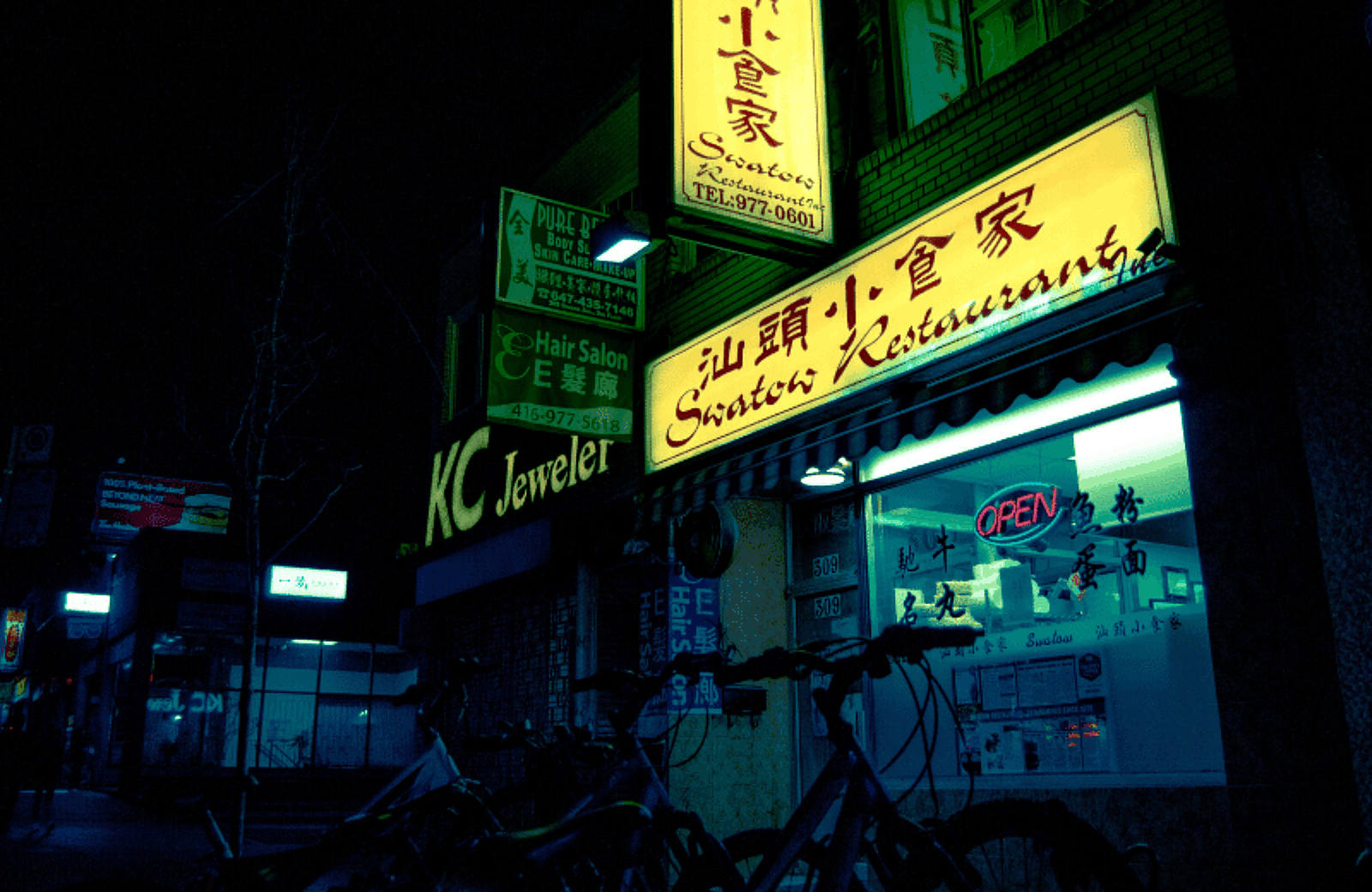 4 Ways to Increase Your Restaurant Lunch Sales On the Line Toast POS