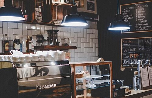 Much Do Coffee Shops Make? (Average Coffee Shop Revenue Data 2023) On the Line | Toast POS